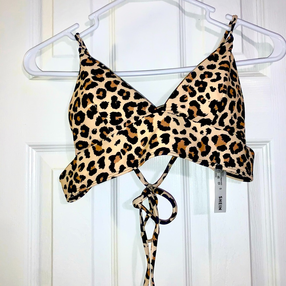 cute shein top!